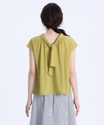 《Ｍａｇｌｉｅ　ｐａｒ　ｅｆ－ｄｅ》　ボウタイカットソー（５１２２１９０００３）