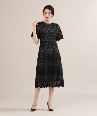 《大きいサイズ》幾何学レースワンピース《Ｍａｇｌｉｅ　ＷＨＩＴＥ》（５１２３１２１１０１）