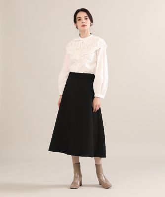 《大きいサイズ》刺繍衿ブラウス《Ｍａｇｌｉｅ　ＷＨＩＴＥ》（５１２３１８２１０１）