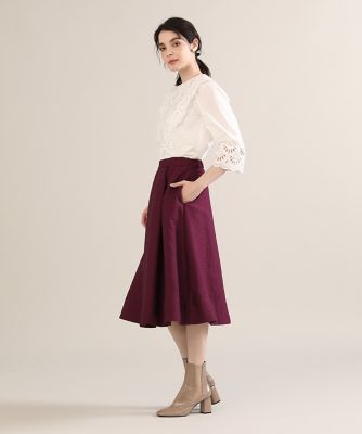 《Ｍａｇｌｉｅ　ＷＨＩＴＥ》刺繍レースクルーブラウス（５１２３１８２３０２）