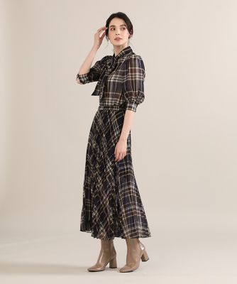 《大きいサイズ》ボウタイチェックブラウス《Ｍａｇｌｉｅ　ｐａｒ　ｅｆ－ｄｅ》（５１２３１８２８０３）
