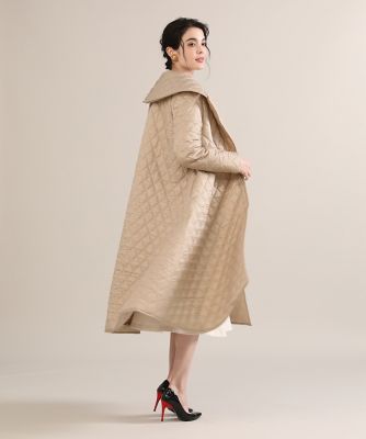《Ｍａｇｌｉｅ　ｐａｒ　ｅｆ－ｄｅ》テントラインキルティングコート（５１２４１１４００１）