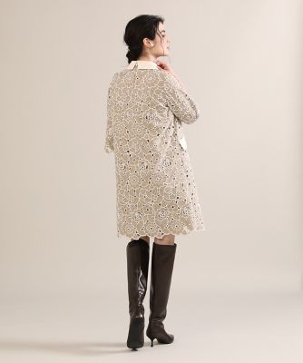 《大きいサイズ》配色レースワンピース《Ｍａｇｌｉｅ　ＷＨＩＴＥ》（５１２４１２１１０３）