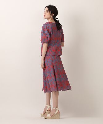 刺繍レースブラウス（５１３２１８２３０２）