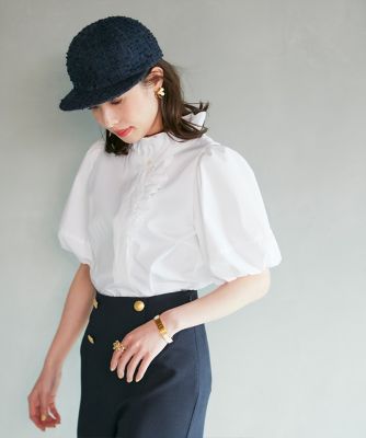 《大きいサイズ》華やかフリルのぽわん袖ブラウス　《Ｍ　Ｍａｇｌｉｅ　ｌｅ　ｃａｓｓｅｔｔｏ×冨張愛》（５１３２１８２５０４）