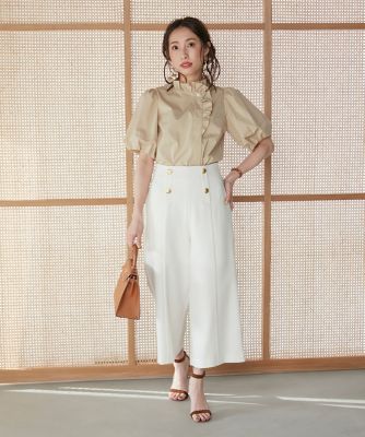 《大きいサイズ》華やかフリルのぽわん袖ブラウス　《Ｍ　Ｍａｇｌｉｅ　ｌｅ　ｃａｓｓｅｔｔｏ×冨張愛》（５１３２１８２５０４）