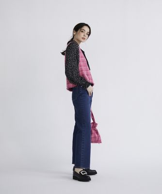 《大きいサイズ》ハイウエストセミワイドジーンズ《Ｍａｇｌｉｅ　Ｊｅａｎｓ》（５１４０１６１８２５）