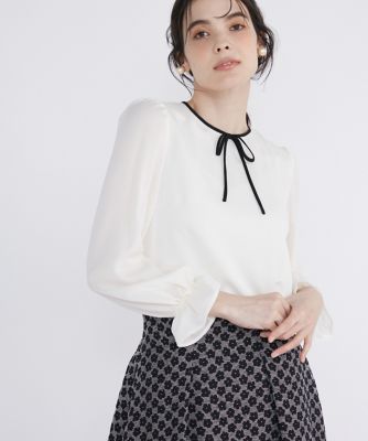 ＜Maglie le cassetto  (Women)＞キャンディースリーブ配色リボンブラウス（５１４１１８２００６）