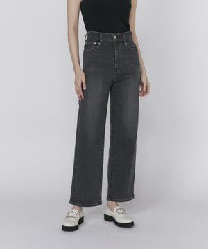 《大きいサイズ》カーヴィーラインジーンズ《Ｍａｇｌｉｅ　Ｊｅａｎｓ》（５１５０１６１８０２）