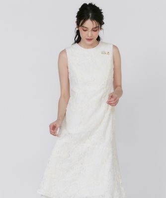 《大きいサイズ》３Ｄ刺繍レースワンピース《Ｍａｇｌｉｅ　Ｗｈｉｔｅ》（５１５２１２１１０１）
