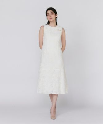 《大きいサイズ》３Ｄ刺繍レースワンピース《Ｍａｇｌｉｅ　Ｗｈｉｔｅ》（５１５２１２１１０１）