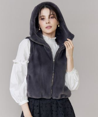 大きいサイズ》ふわふわファーフーディジレ《M Maglie le