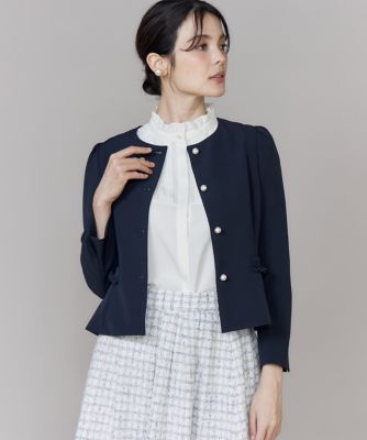 ＜Maglie le cassetto L (Women/大きいサイズ)＞《大きいサイズ》フリルジャケット《Ｍ　Ｍａｇｌｉｅ　ｌｅ　ｃａｓｓｅｔｔｏ》（５１６１１４１５０１）