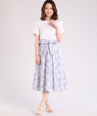 《Ｍａｇｌｉｅ　ｃｏｌｌｅｃｔｉｏｎ》フラワーカットジャガードフレアスカート（５１９２１５２２５４）