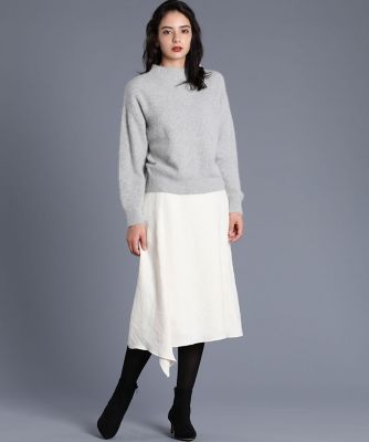 《Ｍａｇｌｉｅ　ｐａｒ　ｅｆ－ｄｅ》アシンメトリーフレアスカート（５１９４１５２０２４）