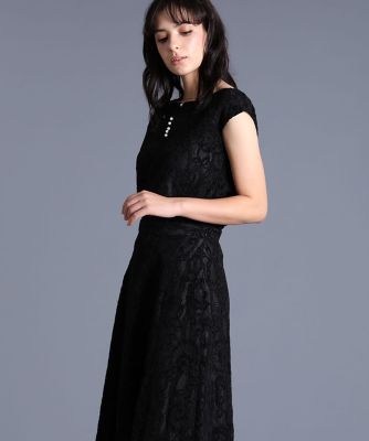 《Ｍａｇｌｉｅ　Ｗｈｉｔｅ》モールレースフレンチブラウス（５１９４１８２３０８）