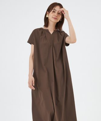 キーネックワンピース（７０４０１９２０２０）
