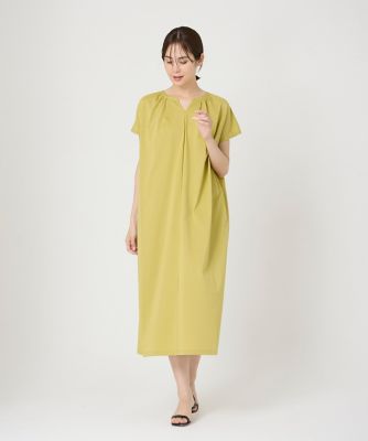 キーネックワンピース（７０４０１９２０２０）