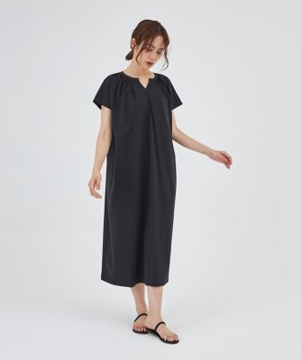 キーネックワンピース（７０４０１９２０２０）