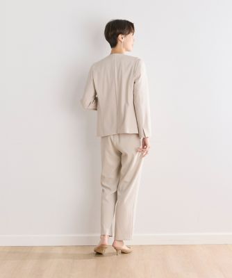 《大きいサイズ》ダブルサテンノータックストレートパンツ（７０４２１６１８５５）
