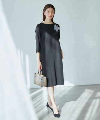 ＜INED L (Women/大きいサイズ)＞《大きいサイズ》バックタックワンピース　《ＲＯＢＥ　ＳＵＰＥＲＩＯＲ　ＣＬＯＳＥＴ》（７１３１１２１８０２）