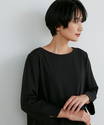 《大きいサイズ》バックタックワンピース　《ＲＯＢＥ　ＳＵＰＥＲＩＯＲ　ＣＬＯＳＥＴ》（７１３１１２１８０２）
