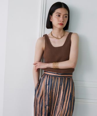 ＜la veille by SUPERIOR CLOSET (Women)＞ニットタンクトップ《ｌａ　ｖｅｉｌｌｅ　ｂｙ　ＳＵＰＥＲＩＯＲ　ＣＬＯＳＥＴ》（７１３２１７０９２９）