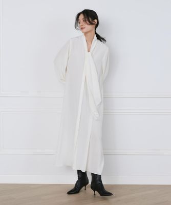 リボンタイバックプリーツドレス《ｌａ　ｖｅｉｌｌｅ　ｂｙ　ＳＵＰＥＲＩＯＲ　ＣＬＯＳＥＴ》（７１４０１２１９０３）