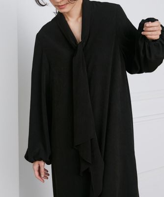 リボンタイバックプリーツドレス《ｌａ　ｖｅｉｌｌｅ　ｂｙ　ＳＵＰＥＲＩＯＲ　ＣＬＯＳＥＴ》（７１４０１２１９０３）
