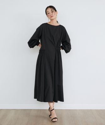 ＜la veille by SUPERIOR CLOSET (Women)＞アシメトリーデザインワンピース《ｌａ　ｖｅｉｌｌｅ　ｂｙ　ＳＵＰＥＲＩＯＲ　ＣＬＯＳＥＴ》（７１４０１２１９１８）