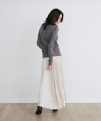 サテンプリーツスカート《ｌａ　ｖｅｉｌｌｅ　ｂｙ　ＳＵＰＥＲＩＯＲ　ＣＬＯＳＥＴ》（７１４０１５２９１９）