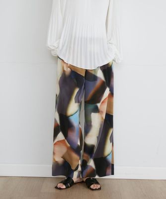 【LOEWE】パウラズイビサ プリントシルクトップ&パンツ STAFF STYLING｜THE SHOP YOHJI YAMAMOTO