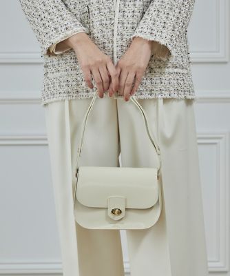 《ＳＵＰＥＲＩＯＲ　ＣＬＯＳＥＴ》フラップレザーショルダーバッグ《ＣＨＲＩＳＴＩＡＮ　ＶＩＬＬＡ》（７１４０２０６６１７）