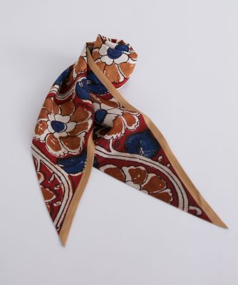 ＜SUPERIOR CLOSET (Women)＞《ＳＵＰＥＲＩＯＲ　ＣＬＯＳＥＴ》Ｓｌｉｍ　Ｆｌｏｗｅｒ　Ｓｔｒｉｐｅ　Ｓｃａｒｆ《Ｔａｐｉｓ　Ｎｏｉｒ》（７１４０２８４６０７）