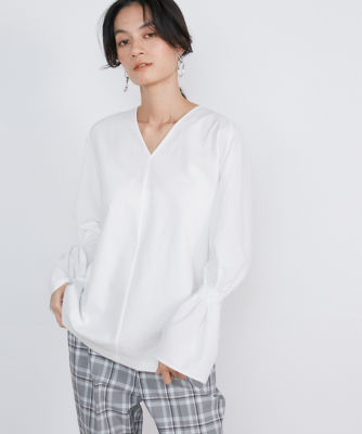 ＜INED L (Women/大きいサイズ)＞《大きいサイズ》異素材スリーブＶネックカットソー（７１４１１９０８０６）