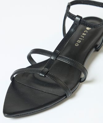 《ＩＮＥＤ　ＣＬＡＲＯ》ポインテッドトゥＴストラップサンダル《Ｃａｒｉｎｏ》（７１４１２０３５０３）