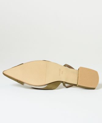 《ＩＮＥＤ　ＣＬＡＲＯ》ポインテッドコンビサンダル《Ｃａｒｉｎｏ》（７１４１２０３５０４）