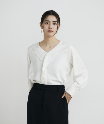 ＜INED (Women)＞フロントフリルブラウス（７１４２１８２０２６）