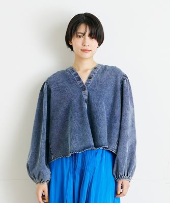 ＜INED (Women)＞《ＩＮＥＤ　ＣＬＡＲＯ》デニムギャザーヨークブラウス（７１４２１８２５０７）
