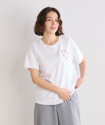 ＜INED (Women)＞《ＩＮＥＤ　ＣＬＡＲＯ》ハートロゴ刺繍Ｔシャツ（７１４２１９０５２５）