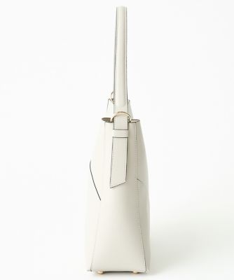 《ＩＮＥＤ　ＣＬＡＲＯ》トラペーズバッグ（７１４４２０６５０１）