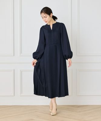 《大きいサイズ》クラシックプリーツワンピース《ｌａ　ｖｅｉｌｌｅ　ｂｙ　ＳＵＰＥＲＩＯＲ　ＣＬＯＳＥＴ》（７１５０１２１８１０）