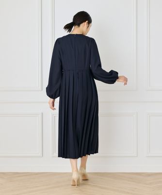 《大きいサイズ》クラシックプリーツワンピース《ｌａ　ｖｅｉｌｌｅ　ｂｙ　ＳＵＰＥＲＩＯＲ　ＣＬＯＳＥＴ》（７１５０１２１８１０）