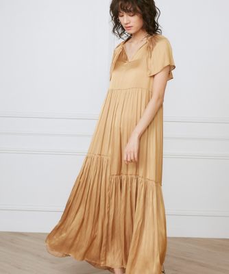 ケープワンピース《ｌａ　ｖｅｉｌｌｅ　ｂｙ　ＳＵＰＥＲＩＯＲ　ＣＬＯＳＥＴ》（７１５０１２１９０７）