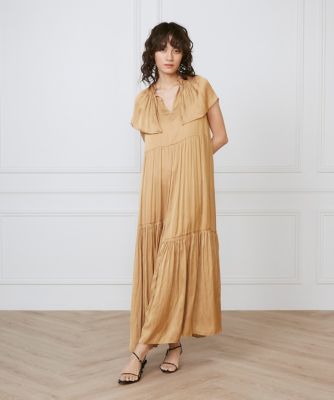 ケープワンピース《ｌａ　ｖｅｉｌｌｅ　ｂｙ　ＳＵＰＥＲＩＯＲ　ＣＬＯＳＥＴ》（７１５０１２１９０７）