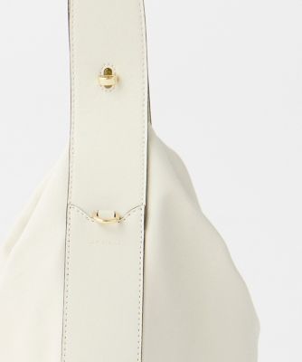《ＳＵＰＥＲＩＯＲ　ＣＬＯＳＥＴ》ソフトレザーラウンドバッグ《ＬＯＲＩＳＴＥＬＬＡ》（７１５０２０６３１５）
