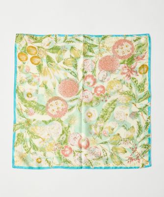 《ＦＡＶＯＲＩＴＥ》シルクスカーフ　コラージュジャングルフルーツ《ｍａｎｉｐｕｒｉ》（７１５０２８４３０２）
