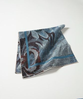 ＜SUPERIOR CLOSET (Women)＞《ＦＡＶＯＲＩＴＥ》Ｌｉｇｈｔ　Ｂｌｕｅ　Ｔａｐｅｓｔｒｙ　スカーフ《Ｔａｐｉｓ　Ｎｏｉｒ》（７１５０２８４３１０）