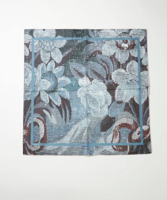 《ＦＡＶＯＲＩＴＥ》Ｌｉｇｈｔ　Ｂｌｕｅ　Ｔａｐｅｓｔｒｙ　スカーフ《Ｔａｐｉｓ　Ｎｏｉｒ》（７１５０２８４３１０）