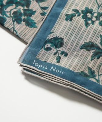 《ＦＡＶＯＲＩＴＥ》Ｌａｒｇｅ　Ｌｉｇｈｔ　Ｂｌｕｅ　Ｓｔｒｉｐｅ　スカーフ《Ｔａｐｉｓ　Ｎｏｉｒ》（７１５０２８４３１３）